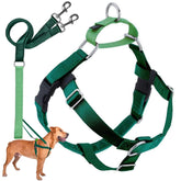 Arnés Freedom de 2 Hounds Design, vista frontal, control cómodo para paseos sin tirar.