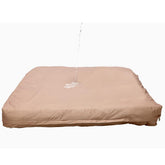 Funda impermeable 4Knines para cama de perro: protección contra derrames y accidentes, suave al tacto.