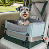 A 4 Pet asiento para perro pequeño 25 libras con cinturón patentado.