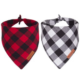 Bandanas navideñas ADOGGYGO para perros, dos piezas, ideales para fotos festivas.