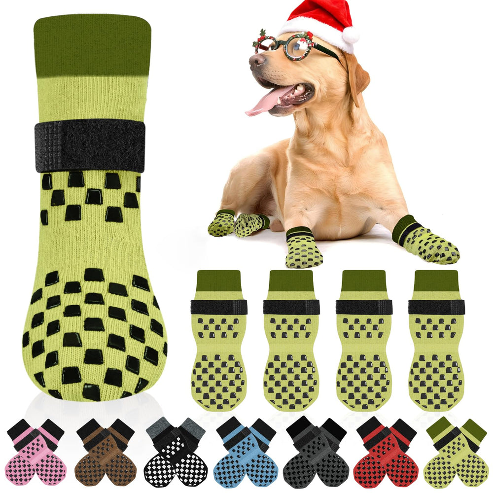 AIEDOULER calcetines antideslizantes para perros, vista frontal, ajuste seguro para evitar deslizamientos.