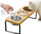 AKAOLA cuencos para gatos elevados en soporte con tres cuencos, cómodo para comer.