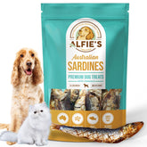ALFIE'S TREATOS Sardinas enteras al aire para perros y gatos, textura natural.