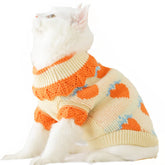 Sudadera ANIAC para perro naranja con fresa y cuello flor, cálida y adorable.