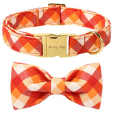 Aring pet collar naranja con lazo: diseño de cuadricula para fiestas de otoño.
