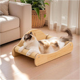 Rascador para gatos Avont con sisal y cama, ideal para arañar sin dañar muebles.
