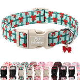 Collar Babole Pet navideño XS con lazo rojo, look festivo y cómodo.