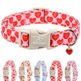 Collar Babole Pet para perro mediano con corazones rojos, ideal para sesiones de fotos.