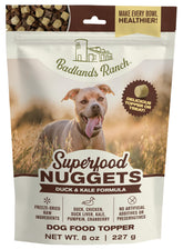BADLANDS RANCH bocaditos de pato y col rizada, premio nutritivo para perros.