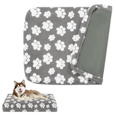 BALAPET funda para cama de perro con huellas, combina estilo y protección.