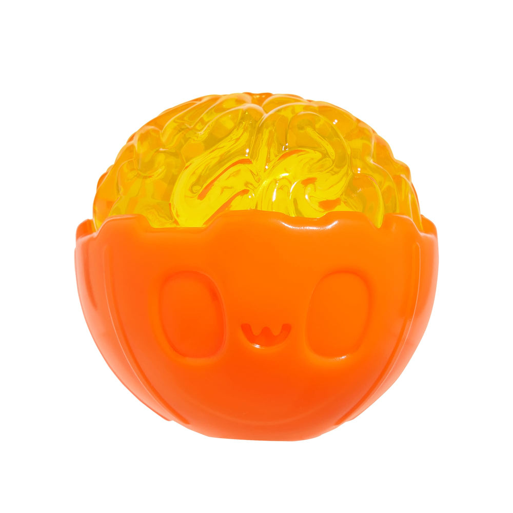Juguete BarkBox Pumpkin Prodigy con dispensador de golosinas para perros activos.