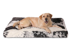 Bedfolks cama para perro con piel de vaca falsa impermeable y tacto suave