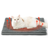 Bedsure cama autocalentante para gato gris, espacio cálido para siesta