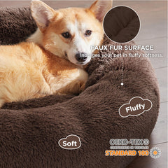 Bedsure cama-donut-33-pulgadas base antideslizante mantiene la cama estable durante la siesta.