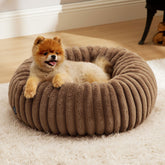 Bedsure cama redonda para perro pequeño, color camello, textura pana, descanso cálido y suave.