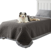 Bedsure cobertor impermeable para cama de perros con base antideslizante.