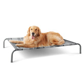 Bedsure: cama para perro elevada exterior para descanso cómodo al aire libre.