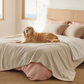 Bedsure manta impermeable para cama con Sherpa, protege la cama de líquidos y suciedad.