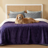 Bedsure manta impermeable Sherpa dos caras protege muebles de derrames.