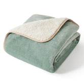 Manta impermeable Bedsure para perros, tamaño 25x35, verde claro, protege muebles.