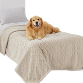 Manta Bedsure impermeable para perros grandes protege muebles y mantiene a tu mascota cómoda y seca.