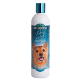 Bio-Groom champú para perros, enfoque en pelo rizado, suaviza y aporta brillo.