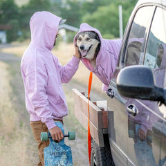 Blueberry Pet Essentials sudadera con pespunte de contraste para un toque de estilo único.