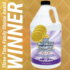 Bodhi Dog Waterless Shampoo: rociador lavanda para mascotas durante limpieza rápida.