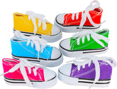 Bonka: zapatillas mini coloridas de algodón para aves, fomentan el juego.