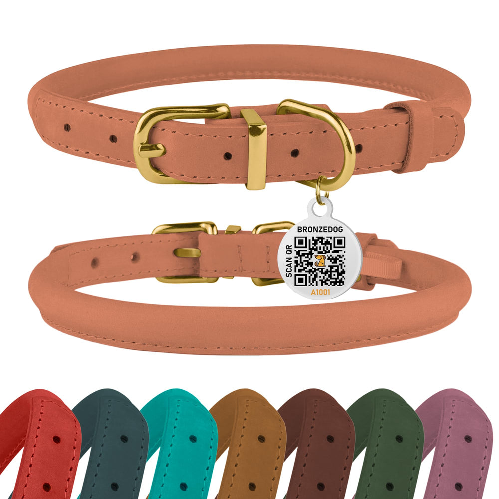 BRONZEDOG collar enrollado de cuero con etiqueta QR para identificación rápida.