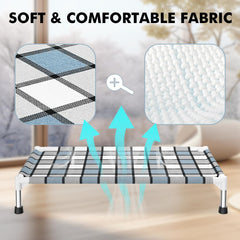 Caghash diseño de rejilla azul y blanco, aporta estilo y ventilación.
