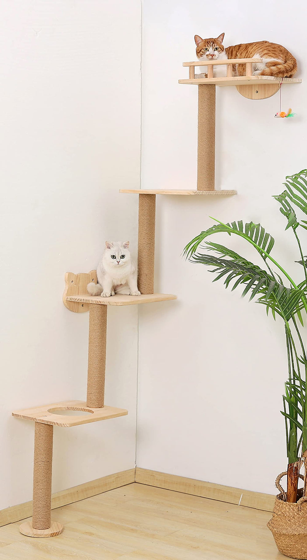 Caloreduce arbol mural para gato con 4 niveles, ideal para trepar y observar.