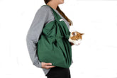 Cat-in-the-bag Cozy Comfort Carrier, espacio amplio para gatos grandes durante viajes