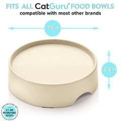 CatGuru gato-comiendo-comodo facilita comer sin estrés.