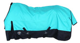 Challenger manta exterior-1200D ofrece protección duradera para caballos al aire libre.