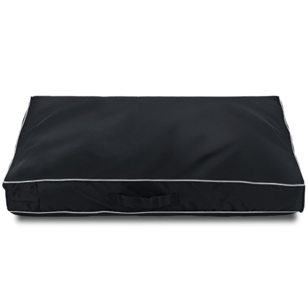 Funda impermeable negra de Chinchilla con cierre para cama de perro; protege ante derrames.