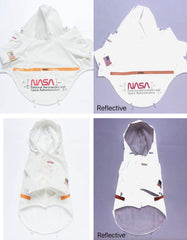 Capa con ajuste por cordón para perro ChoChoCho NASA, ajuste seguro.