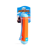 Chuckit! Amphibious Bumper flota en agua para juegos de fetch divertidos.