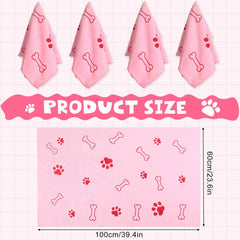 Toalla rosa Chumia con diseño de hueso para mascotas.