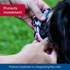 Protector de collar Coastal SecureAway, fácil colocación durante el aseo.
