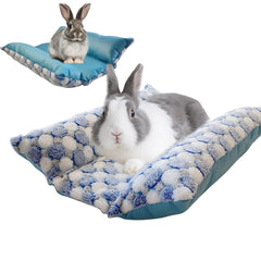 Cama Comfisit para conejo impermeable y reversible, ideal para descansos seguros.
