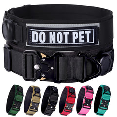 Collar Comfluxe con AirTag integrado para localización de perros grandes.
