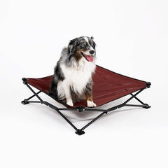 Cama Coolaroo elevada con bolsa de transporte para viajar ligero.