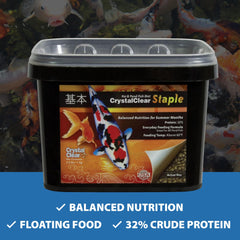 Digestión fácil con CrystalClear Staple, apoyo suave para peces de estanque.