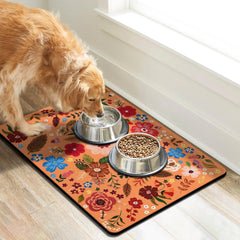 Cuslnox tapete-antideslizante-para-comida-perro mantiene la comida en su sitio.