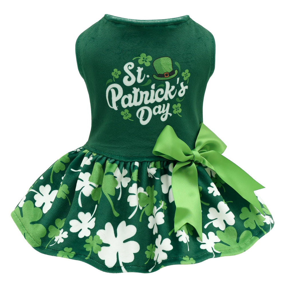 Vestido de terciopelo CuteBone para perro pequeño en Día de San Patricio, suave y cómodo.