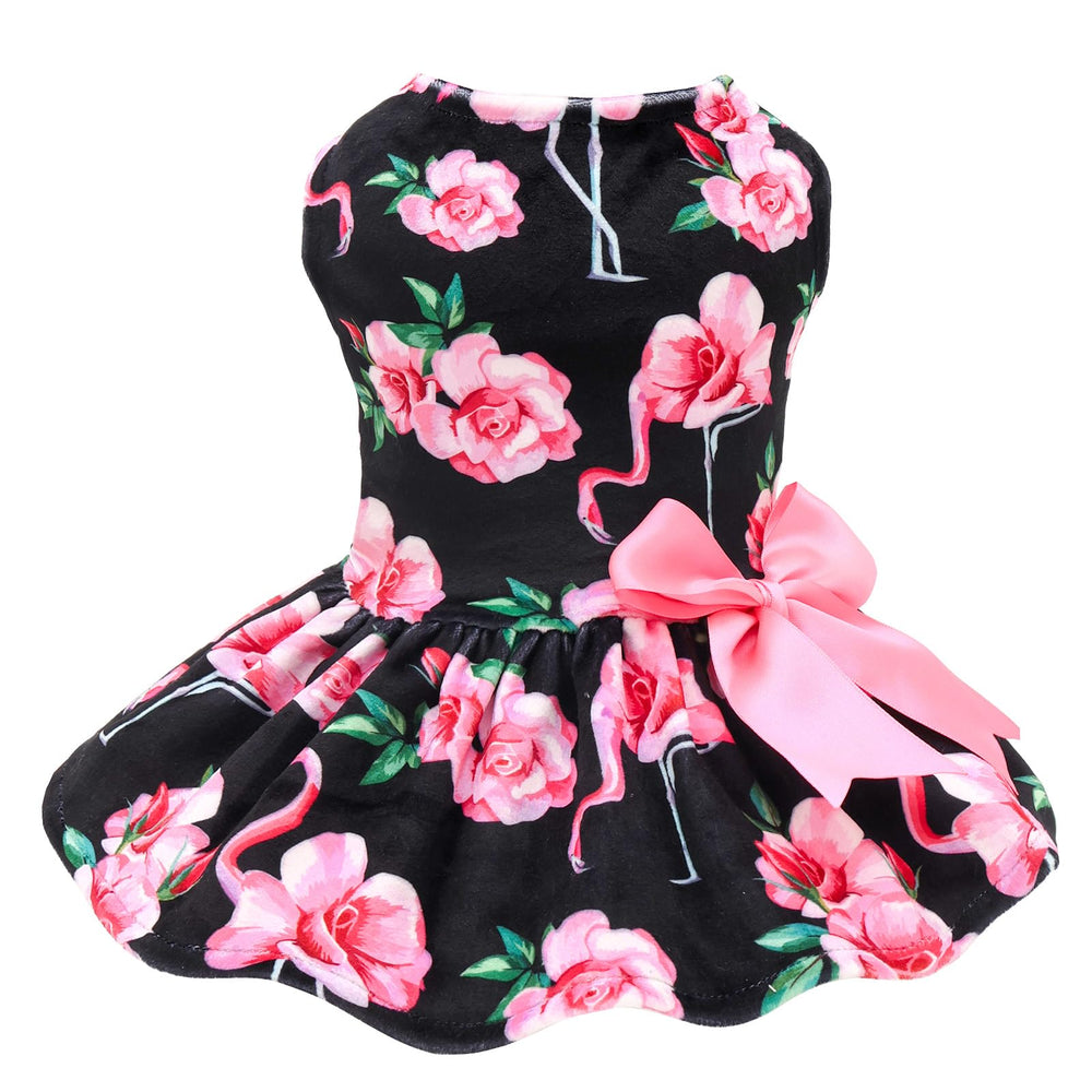CuteBone vestido de terciopelo para perro pequeño, frente elegante para salidas diarias con estilo.
