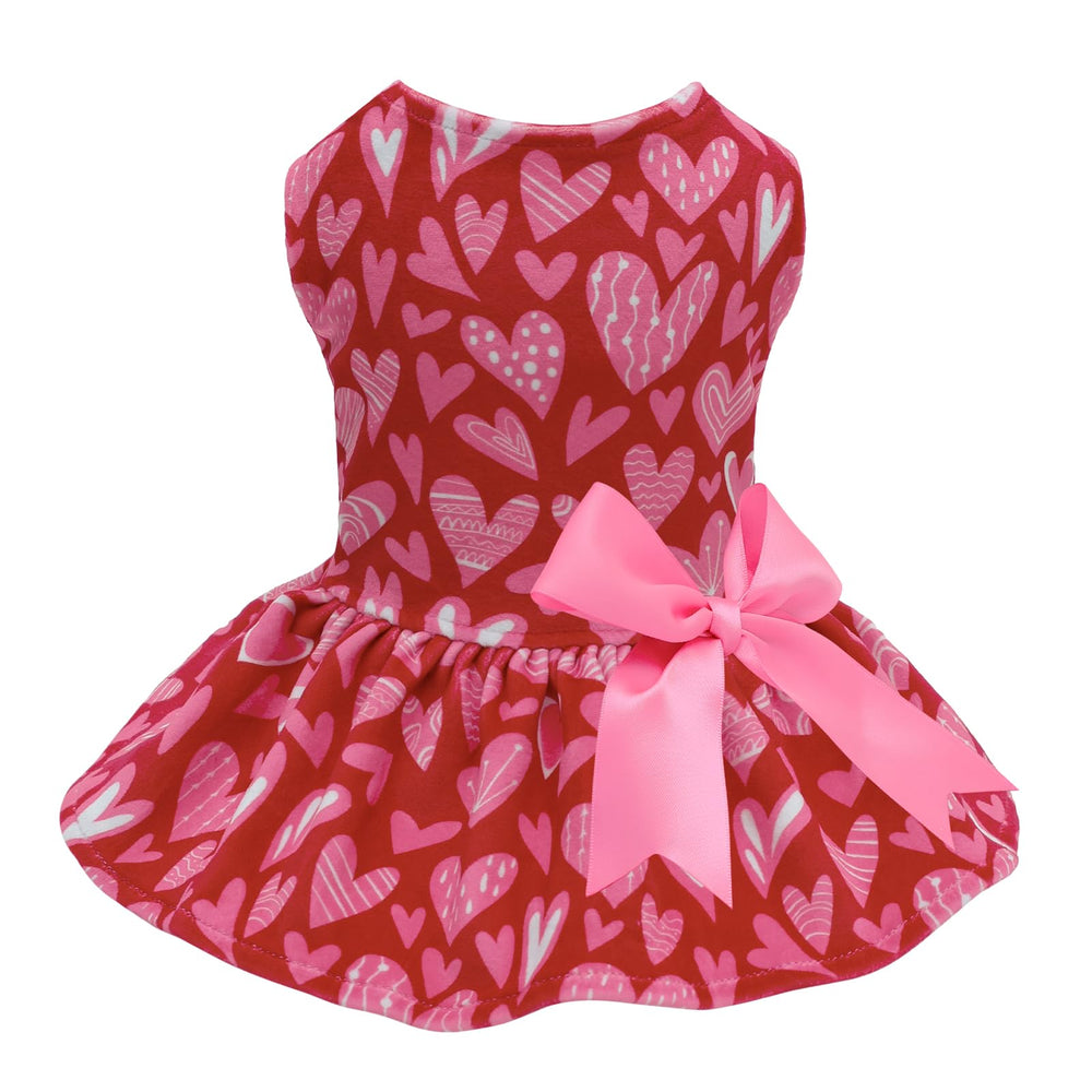 CuteBone vestido de terciopelo para perros pequeños, primer plano frontal, cómodo para paseos diarios.