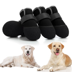 Zapatos para perros DOGOYS con suela antideslizante para mayor tracción.