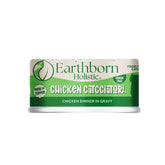 Earthborn Holistic Chicken Catcciatori en lata con salsa sabrosa para gatos.